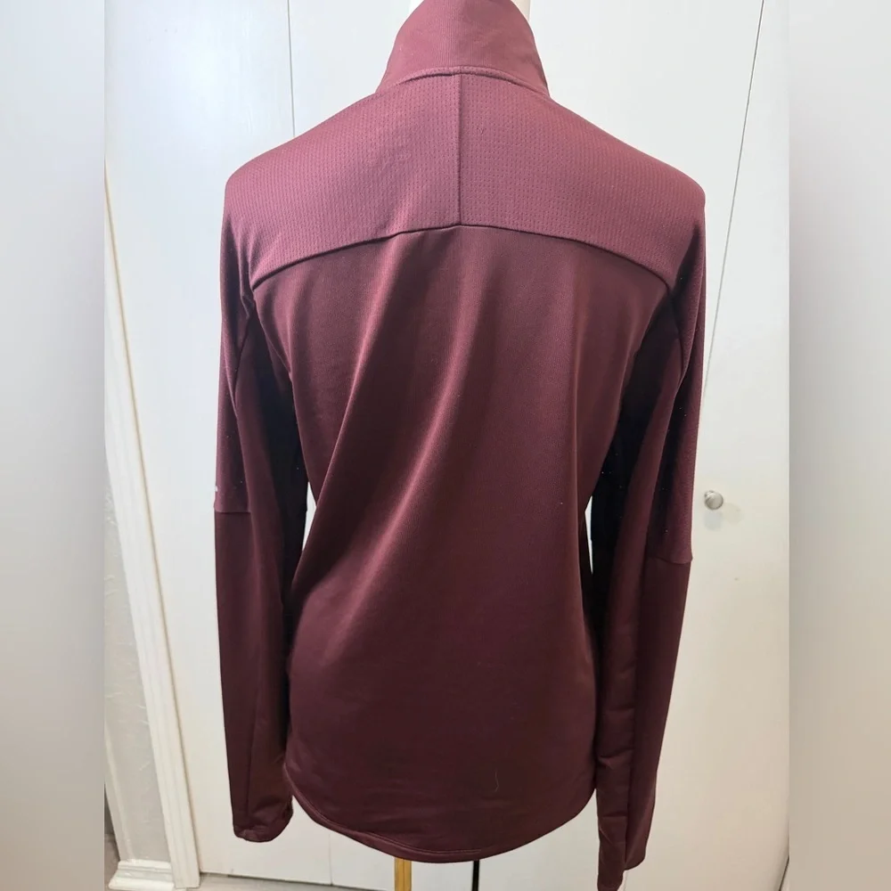 Nike breathable athletic
